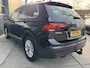 Volkswagen Tiguan 1.5 TSI 150pk DSG ACT Comfortline Business Navigatie Keyless Trekhaak Stoelverwarming