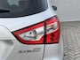 Suzuki S-Cross SX4 1.6 Exclusive / Trekhaak / Bluetooth / Airco / Cruise Control / Stoelverwarming / Keyless Entry&Go / All-Season banden