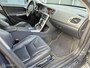 Volvo V60 2.4 D6 Twin Engine AWD Plug-in Hybrid | NAVI | STOEL.V | PDC | XENON | LEDER |