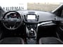 Ford Kuga 1.5 EcoBoost ST Line Navigatie, Verw. Voorruit, Keyless Entry/Start, Cruise/Climate Control, Trekhaak, Zomer en Winterbanden