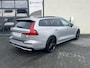 Volvo V60 2.0 T8 Plug-in hybrid AWD Ultimate Dark | Bower&Wilkins | Stoelverkoeling + massage | Panorama dak | Adaptieve cruise |