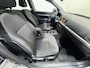 Opel Vectra Wagon 2.2-16V Business