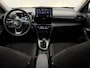 Toyota Yaris Cross 1.5 Hybrid 115 Dynamic Camera, Apple carplay, Rijstrook correctie, Cruise control, Clima, Lichtmetalen velgen, 7 jaar garantie