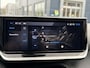 Peugeot e-2008 Allure Avantage 54 kWh 156PK Automaat Navigatie, Camera Voor & Achter, Parkeersensoren, Apple Carplay, Android Auto