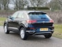 Volkswagen T-Roc 1.5 TSI Style /Leer/Stoelverw./Navi/Clima/Park. hulp/16"/