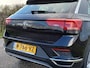 Volkswagen T-Roc 1.5 TSI Style /Leer/Stoelverw./Navi/Clima/Park. hulp/16"/