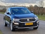 Volkswagen T-Roc 1.5 TSI Style /Leer/Stoelverw./Navi/Clima/Park. hulp/16"/