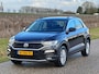 Volkswagen T-Roc 1.5 TSI Style /Leer/Stoelverw./Navi/Clima/Park. hulp/16"/