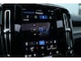 Volvo XC40 Recharge P8 AWD R-Design | 20'' Lichtmetalen velgen | Panoramadak | Adaptive Cruise Control | 360° Parkeercamera | BLIS |Harman Kardon Premium Audio | Stoelverwarming | Google infotainment |