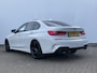 BMW 3-Serie 320i Executive Edition M-Sport Automaat Pano 19 Inch Carplay NL-Auto Uitstraling!