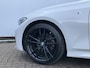 BMW 3-Serie 320i Executive Edition M-Sport Automaat Pano 19 Inch Carplay NL-Auto Uitstraling!