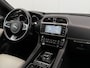 Jaguar F-Pace 2.0 Portfolio AWD 30t R-dynamic/Pano/Trekhaak/Meridian.