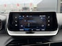 Peugeot 2008 100 Pk. Benzine Active Kenteken JXJ-50-N. * Airco * Cruise Control * Stoelverwarming * Navigatie & Spotify via Apple Carplay / Android Auto * Vingerhoets; Vierde Generatie Eersteklas Service. Al meer dan 100 jaar een begrip in de Brabantse Kempen.