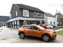 Peugeot 2008 100 Pk. Benzine Active Kenteken JXJ-50-N. * Airco * Cruise Control * Stoelverwarming * Navigatie & Spotify via Apple Carplay / Android Auto * Vingerhoets; Vierde Generatie Eersteklas Service. Al meer dan 100 jaar een begrip in de Brabantse Kempen.