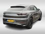Porsche Cayenne Coupé 3.0 E-Hybrid / Trekhaak / Panoramadak / 360Camera / Luchtvering / 21'' / Bose / Sportdesign+Chrono / Stuurverwarming / Stoelverwarming 4x / DAB / Cruise Control