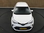 Toyota C-HR 1.8 Hybrid Dynamic - ORIGINEEL NEDERLANDSE AUTO - PARKEERSENSOREN VOOR EN ACHTER - DODEHOEK DETECTIE - ACHTERUITRIJ CAMERA - KEYLESS ENRTY & START - NAVIGATIE - APPLE CARPLAY/ ANDROID AUTO