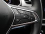 Renault Captur TCe 100pk Intens | Climate Control | Keyless entry en start | Parkeersensoren achter | Lichtmetalen velgen | Apple Carplay & Android Auto |