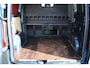 Ford Transit Custom 300 2.0-130pk TDCI L1H1 Trend Dubb. cabine. Trekgewicht 2.500kg ! Airco, stoel- spiegelverwarming, bijrijdersstoel, dubbele cabine, trekhaak, parkeersensoren v+a, navigatie, telefoonvoorb., metallic lak