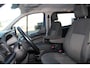 Ford Transit Custom 300 2.0-130pk TDCI L1H1 Trend Dubb. cabine. Trekgewicht 2.500kg ! Airco, stoel- spiegelverwarming, bijrijdersstoel, dubbele cabine, trekhaak, parkeersensoren v+a, navigatie, telefoonvoorb., metallic lak