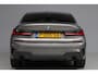 BMW 3-Serie 320e M-sport | head-up | achteruitrijcamera | keyless entry | laser led | dodehoek detectie | apple carplay | 1e eig