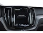 Volvo XC60 T6 350PK Automaat Plug-in hybrid AWD Ultra Bright Head-up display/ Harman Kardon audio/ BLIS/ Elektrischbedienbare stoelen met geheugen/ Moritz Leder/ Panoramadak/ Adaptive cruise control/ Pilot assist/ Apple Carplay/ Android auto/