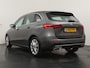 Mercedes-Benz B-klasse 180 Advantage Automaat / Navi / Cruise / Parkeersensoren / Camera / Stoelverwarming