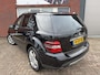 Mercedes-Benz ML-klasse 500 / Pano / Leder / Navi / PDC / Clima / Cruise / LM / AMG