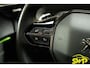 Peugeot 2008 1.2 PureTech GT | Blauw metallic | Navi | Camera | 3D cockpit