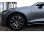 Volvo V60 T6 Recharge AWD R-Design | Harmon Kardon Audio | Achteruitrij cam. | Trekhaak | Stoel/stuur verw. |