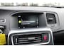 Volvo V60 T3 Momentum | Dealer onderhouden | Trekhaak | Parkeer sensoren voor en achter| Bluetooth verbinding |
