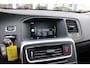 Volvo V60 T3 Momentum | Dealer onderhouden | Trekhaak | Parkeer sensoren voor en achter| Bluetooth verbinding |