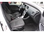 Volvo V40 Cross Country T3 Momentum | Lage KM stand | Cruise Control | Achteruitrij Camera |