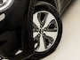 Kia Niro Hybrid 1.6 GDi DynamicLine 142Pk Automaat (APPLE CARPLAY, NAVIGATIE, LEDER, CAMERA, SPORTSTOELEN, XENON, PARKEERSENSOREN, NIEUWE APK, NIEUWSTAAT)