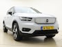 Volvo XC40 Recharge P8 408PK AWD R-Design / Keyless entry / Elek achterklep / Semi elektrische trekhaak / PDC achter / Nubuck bekleding / Google navigatie.