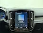 Volvo XC40 Recharge P8 408PK AWD R-Design / Keyless entry / Elek achterklep / Semi elektrische trekhaak / PDC achter / Nubuck bekleding / Google navigatie.