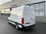 Mercedes-Benz Sprinter 317 CDI L2 H2 Automaat / 360 Camera / MBUX / Navigatie / Cruise control / Airco / 270 Graden achterdeuren
