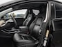Tesla Model 3 Long Range AWD 75 kWh 351 PK Panoramadak Zwart Leder Black Edition 19"