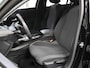 Peugeot e-208 Active Pack 50kWh 136PK | 1ste eigenaar | Parkeersensoren | Navigatie | 16"LMV | AppleCarplay/AndroidAuto | Lederen Stuurwiel | DAB Radio | Cruise Control | Isofix | Bluetooth |