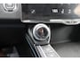 Lynk & Co 01 261PK Automaat Adaptieve Cruise Control / Elektrisch verstelbare voorstoelen / BLIS / Stoelverwarming / Climate Control / Parkeersensoren met 360 gradencamera / Regensensor