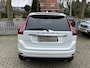 Volvo XC60 2.0 T5 Aut8 R-Design Pano Keyless Intellisafe