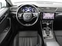 Skoda Superb 1.4 TSI iV Laurin & Klement | Panoramadak | Stoelventilatie | Leder | Trekhaak | Canton Sound | Virtual Cockpit | Navigatie | Memory | Achterbankverwarming | Full LED | Keyless | Carplay | PHEV