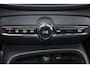 Volvo XC40 T5 Recharge Plus Dark - IntelliSafe Assist - Harman/Kardon audio - Adaptieve LED koplampen - Parkeercamera achter - Parkeersensoren voor & achter - Draadloze tel. lader - Extra getint glas - Elektr. inklapbare trekhaak - 19' LMV