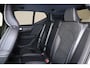 Volvo XC40 T5 Recharge Plus Dark - IntelliSafe Assist - Harman/Kardon audio - Adaptieve LED koplampen - Parkeercamera achter - Parkeersensoren voor & achter - Draadloze tel. lader - Extra getint glas - Elektr. inklapbare trekhaak - 19' LMV