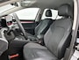 Volkswagen Golf PHEV 1.5 eHybrid 204pk DSG Life-Edition / Stoel+Stuurverwarming / Camera / Trekhaak / Demonstratieauto