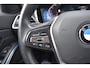 BMW 3-Serie 320i High Executive / Carplay / Keyless / Navi / Parkeersensoren v+a / Stoelverwarming / 17'' LM