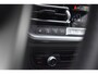 BMW 3-Serie 320i High Executive / Carplay / Keyless / Navi / Parkeersensoren v+a / Stoelverwarming / 17'' LM