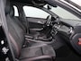 Mercedes-Benz CLA 180 | AMG | Achteruitrijcamera | LED-koplampen | Stoelverwarming | Parkeerpakket |