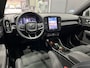 Volvo XC40 B3 Ultra Black Edition | Panoramadak | Trekhaak | 360 Camera | ACC | Harman/Kardon | Stoel+Stuurverwarming | 20 Inch
