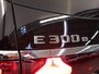 Mercedes-Benz E-klasse Estate 300e Sport Edition | Panoramadak | Rijassistentiepakket | Hyperscreen | Premium pakket  | Keyless | DIGITAL Light | Trekhaak