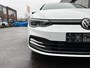 Volkswagen Golf 1.4 eHybrid 204pk Style DSG Automaat App-connect / Parkeersensoren / Best. stoel el. verst / Keyless / Digital Cockpit Pro